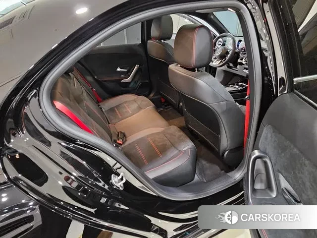 Mercedes-Benz A-Class W177 2024 Черный из Кореи, фото 3