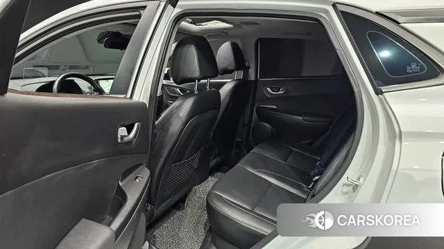 Hyundai Kona 2018 Белый из Кореи, фото 3