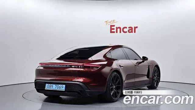 Porsche Taycan 2023 Красный из Кореи, фото 3