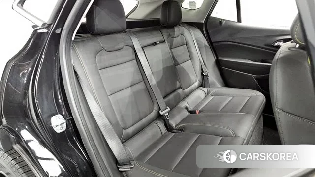 Chevrolet (GM Daewoo) Trax Crossover 2023 Черный из Кореи, фото 3