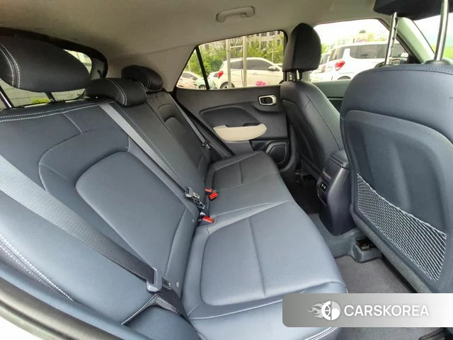 Hyundai Venue 2025 Светло-зеленый из Кореи, фото 3