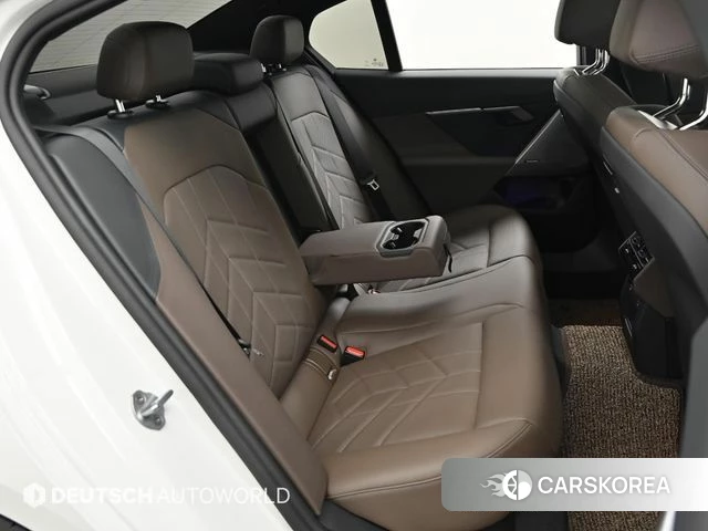 BMW 5 Series (G60) id 3864041 из Кореи 3