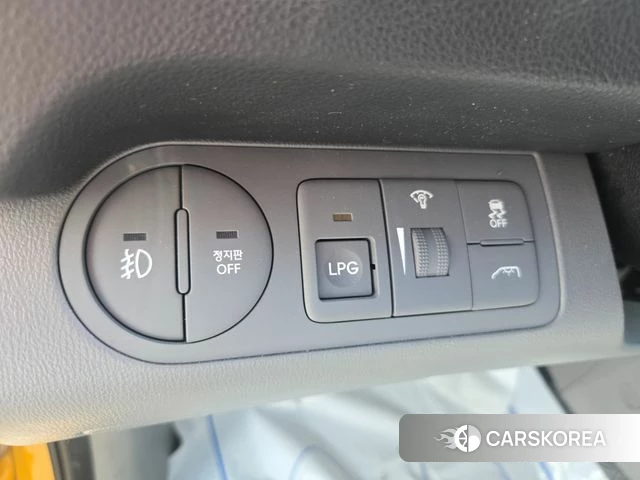 Hyundai The New Grand Starex 2019 Желтый из Кореи, фото 3