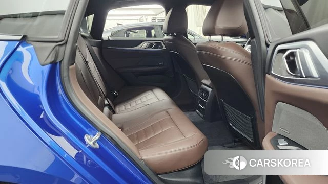 BMW i4 2023 Синий из Кореи, фото 3