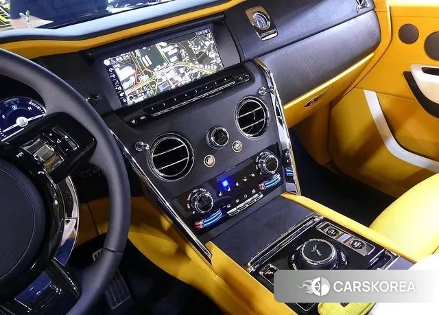 Rolls-Royce Cullinan 2023 Черный из Кореи, фото 3