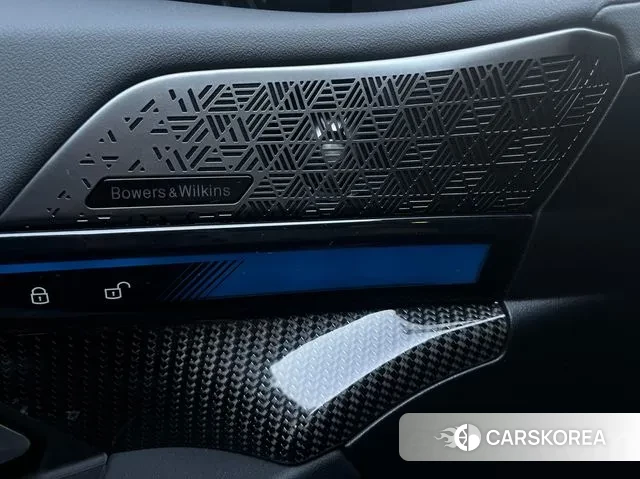 BMW i5 (G60) 2024 Белый из Кореи, фото 3