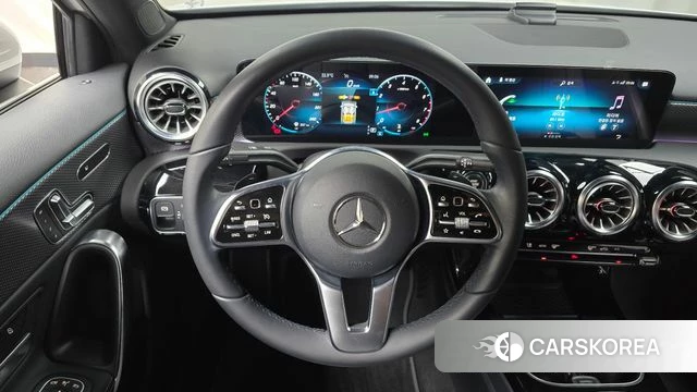 Mercedes-Benz A-Class W177 2021 Белый из Кореи, фото 3