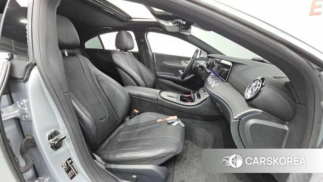 Mercedes-Benz CLS-Class C257 2021 Серебряный из Кореи, фото 3