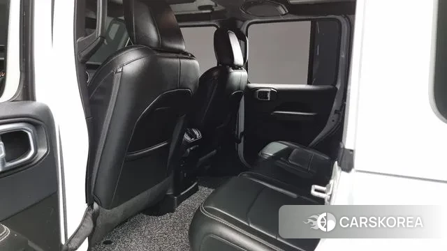 Jeep Wrangler (JL) 2018 Белый из Кореи, фото 3