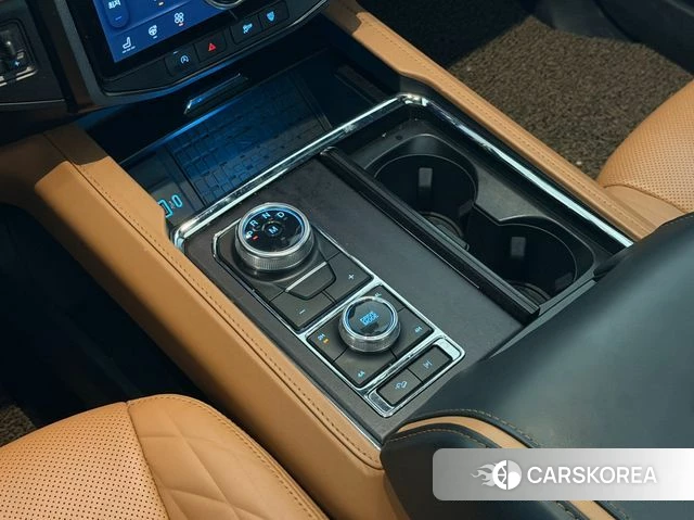 Ford Expeditation 2023 Белый из Кореи, фото 3
