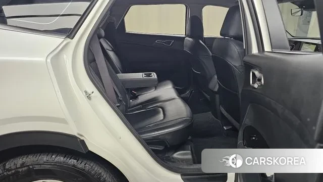 Kia Sportage 5th Generation 2022 Белый из Кореи, фото 3