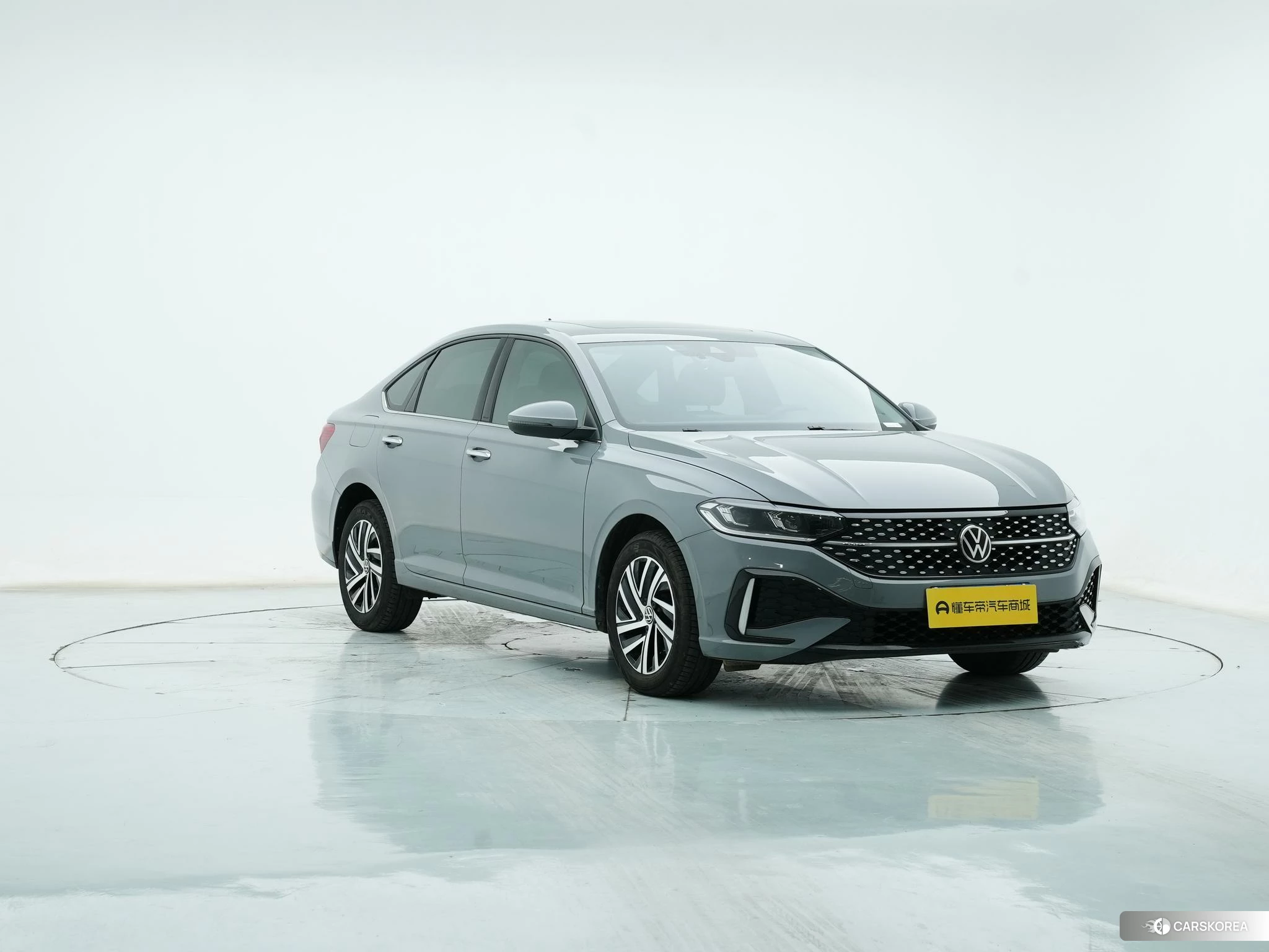 Volkswagen Lavida 2023 Темно-серый из Китая, фото 2