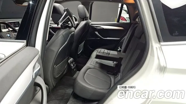 BMW X1 (F48) 2020 Белый из Кореи, фото 3