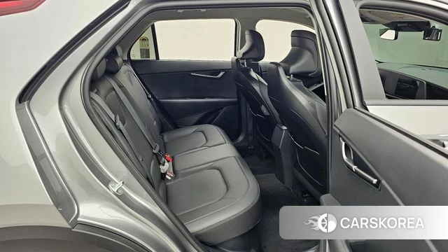 Kia Di Ol Nu Niro 2024 Серебряный из Кореи, фото 3