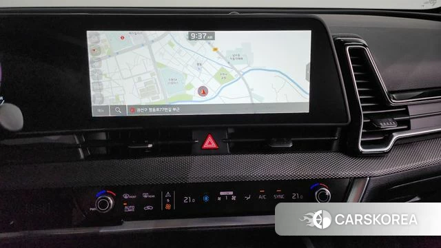 Kia Sportage 5th Generation 2023 Белый из Кореи, фото 3