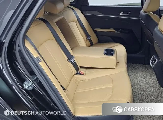 Kia K5 3rd generation 2023 Черный из Кореи, фото 3