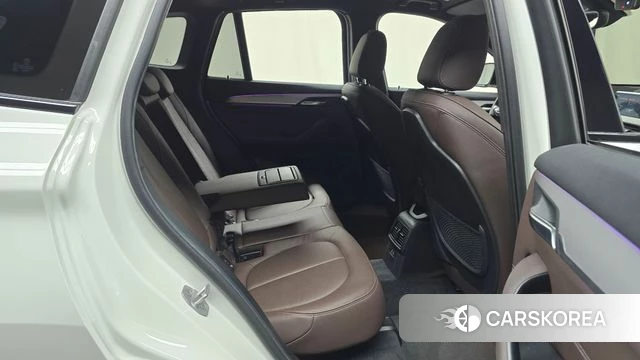 BMW X1 (F48) 2022 Белый из Кореи, фото 3