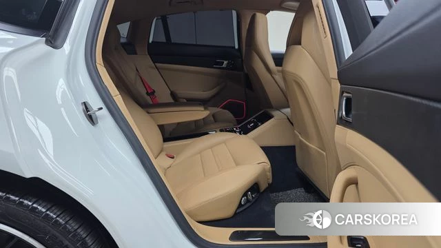 Porsche Panamera (971) 2018 Белый из Кореи, фото 3