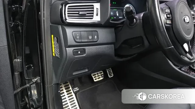 Kia Niro 2018 Черный из Кореи, фото 3