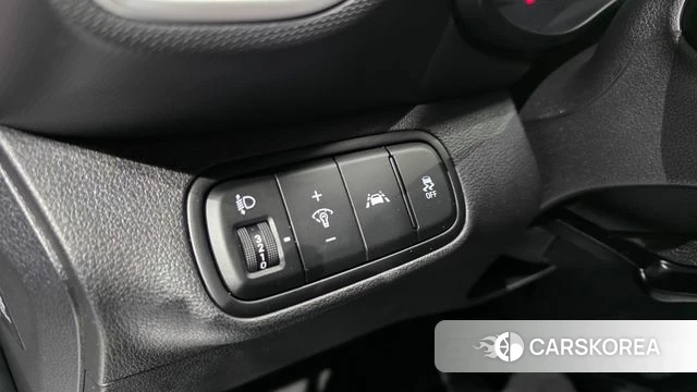 Hyundai Venue 2019 Белый из Кореи, фото 3
