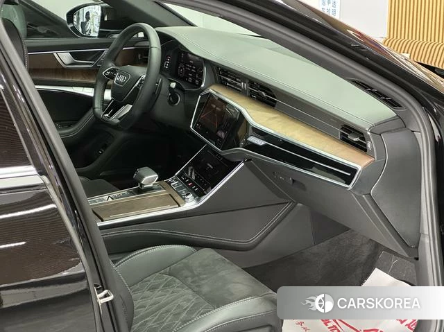 Audi A6L 2023 Черный из Китая, фото 3