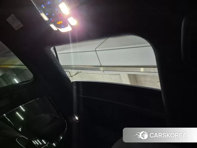 Genesis GV70 2022 Белый из Кореи, фото 3