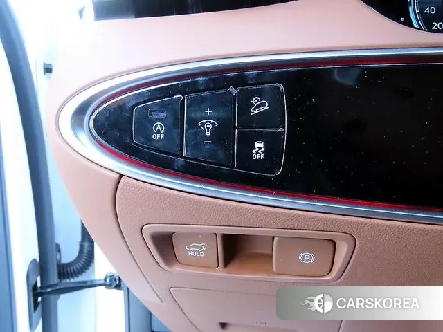 Genesis GV70 2023 Белый из Кореи, фото 3