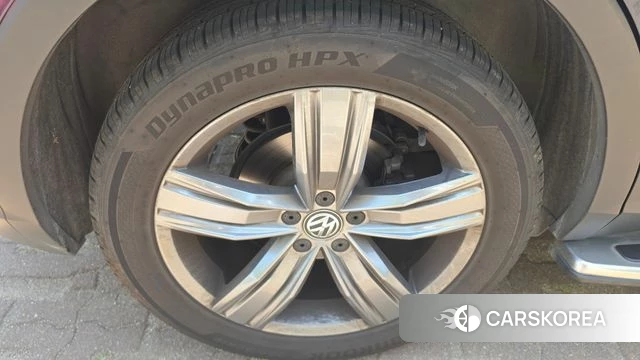 Volkswagen Tiguan second Generation 2018 Синий из Кореи, фото 3