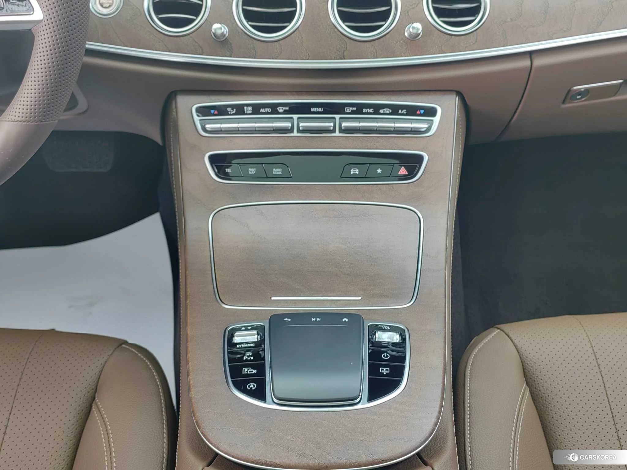 Mercedes-Benz E-class 2022 Черный из Китая, фото 3