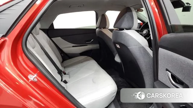 Hyundai Avante (CN7) 2021 Красный из Кореи, фото 3