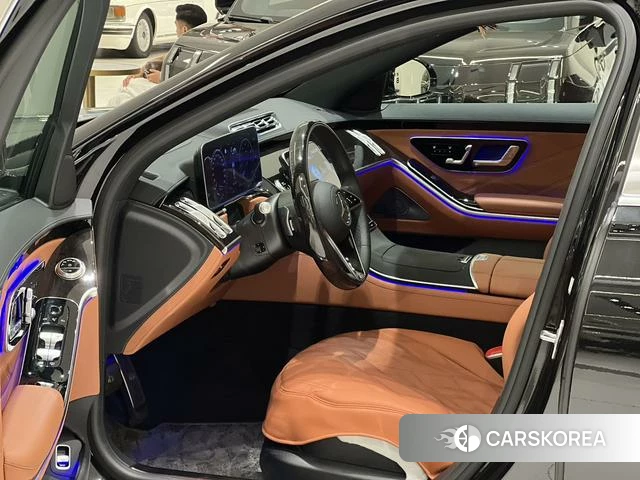 Mercedes-Benz Maybach S-class 2025 Черный из Китая, фото 3