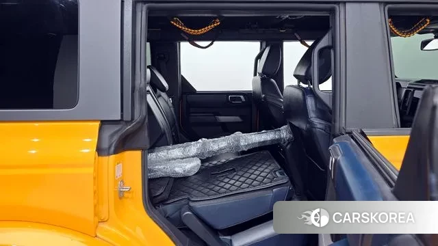 Ford Bronco 6th Generation 2022 Желтый из Кореи, фото 3