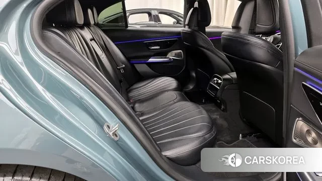 Mercedes-Benz E-Class W214 2024 Синий нефрит из Кореи, фото 3