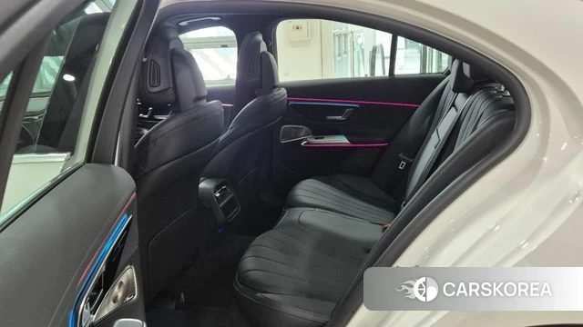 Mercedes-Benz E-Class W214 2025 Белый из Кореи, фото 3