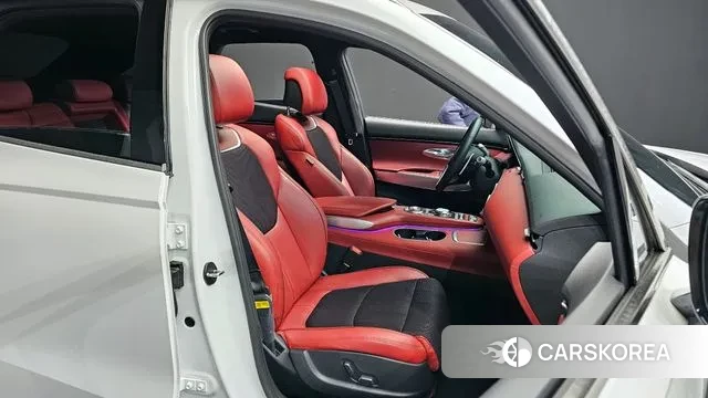 Genesis GV70 2022 Белый из Кореи, фото 3