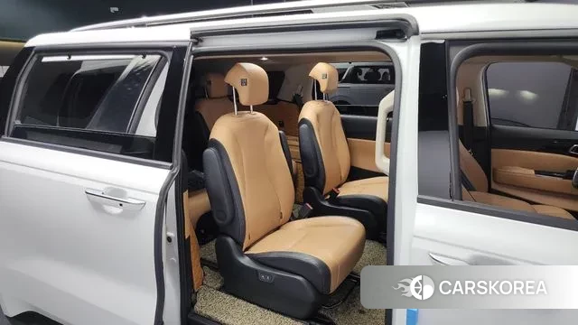 Kia Carnival 4th generation 2023 Белый из Кореи, фото 3