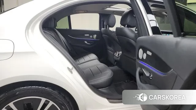 Mercedes-Benz E-Class W213 2020 Белый из Кореи, фото 3