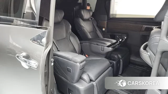 Toyota Alphard 4th Generation 2024 Серый из Кореи, фото 3