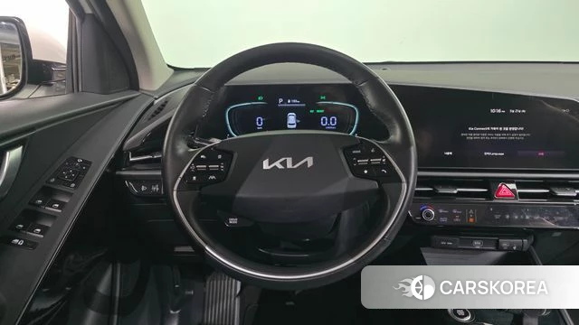Kia Di Ol Nu Niro 2022 Белый из Кореи, фото 3