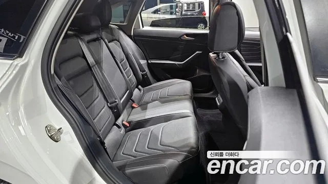 Volkswagen 7th Generation of Jetta 2023 Белый из Кореи, фото 3