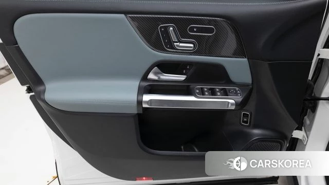 Mercedes-Benz GLB-Class X247 2025 Белый из Кореи, фото 3