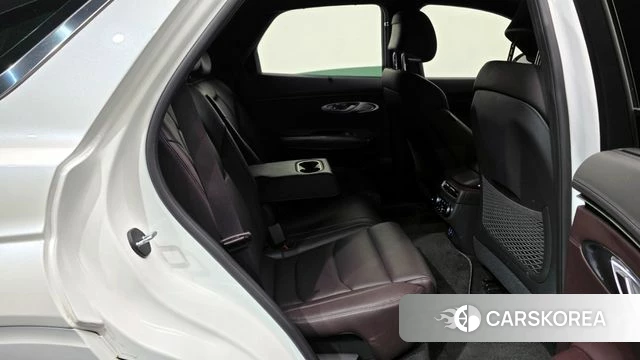 Genesis GV70 2022 Белый из Кореи, фото 3
