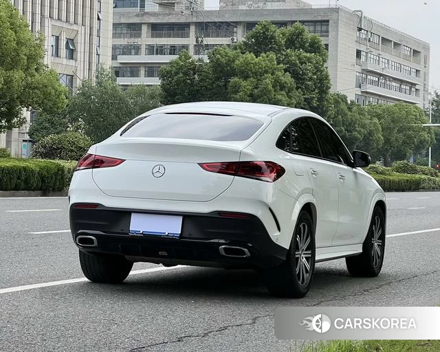 Mercedes-Benz GLE coupe 2021 Белый из Китая, фото 3