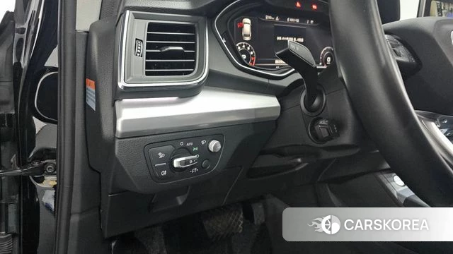 Audi Q5 (FY) 2020 Черный из Кореи, фото 3