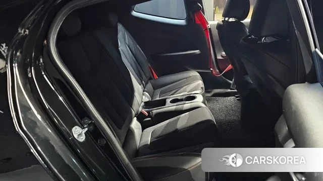 Hyundai Veloster (JS) 2018 Черный из Кореи, фото 3