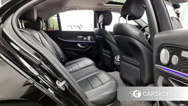 Mercedes-Benz E-Class W213 2019 Черный из Кореи, фото 3