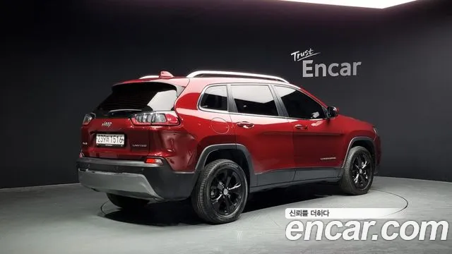 Jeep Cherokee (KL) id 2558907 из Кореи 3