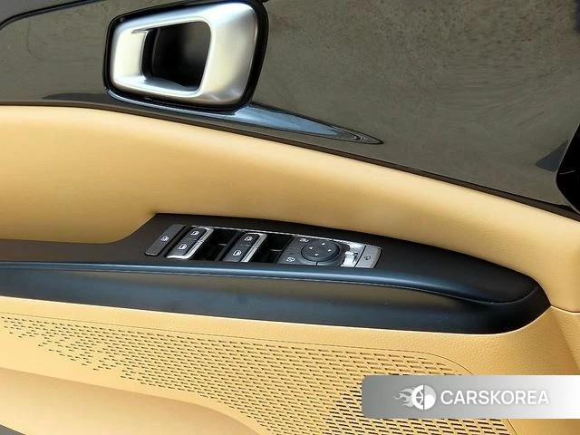 Kia Carnival 4th generation 2022 Серебряный из Кореи, фото 3
