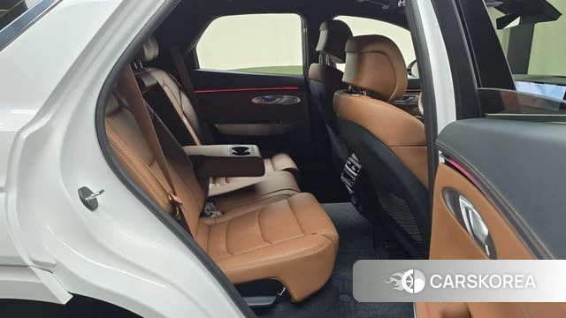 Genesis GV70 2025 Белый из Кореи, фото 3