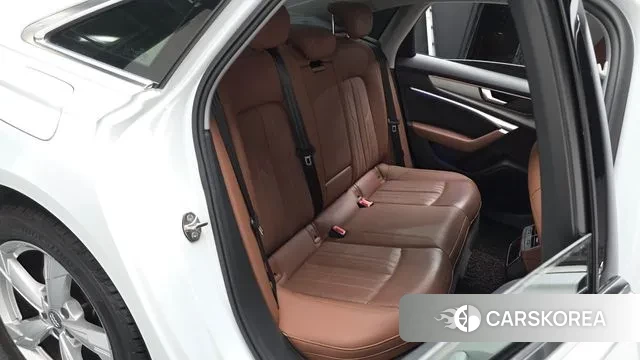 Audi A6 (C8) id 2885877 из Кореи 3